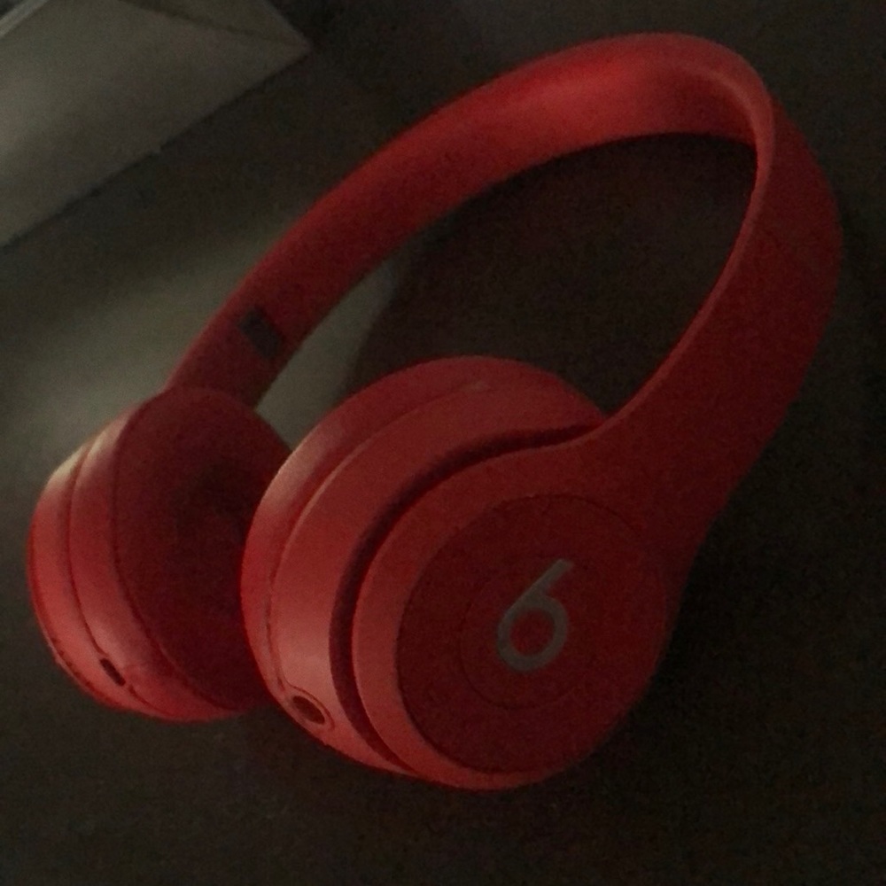 Red wireless beats - Picture 2 of 4
